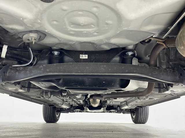 トヨタ ヤリスクロス G 福岡県 2022(令4)年 1.1万km ブラックマイカ 純正ディスプレイオーディオ/全方位カメラ/オートハイビーム/オートライト/レーダークルーズコントロール/スマートキー/プッシュスタートエンジン/ステアリングスイッチ/オートドアミラー/純正16インチアルミホイール