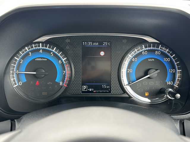 三菱 デリカミニ T プレミアム 三重県 2025(令7)年 0.1千km 緑 登録済未使用車　/純正9型ディスプレイオーディオ　/全周囲　/両側パワースライドドア　/デジタルインナーミラー/前席シートヒーター/スペアキー　/マイパイロット　/前後コーナーセンサー　/レーダークルーズコントロール/レーンキープアシスト/オートホールド/パドルシフト/ＵＳＢ給電　/ステアリングヒーター/ステアリングスイッチ/革巻きステアリング　/ダウンヒルアシストコントロール　/ＬＥＤヘッドライト/ヘッドライトレベライザー/オートライト/オートハイビーム　/ハーフレザーシート/電動格納ミラー/禁煙車