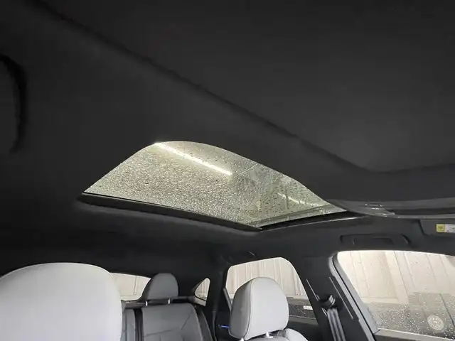 アウディ Ｑ３ SB 35TDIクワトロ Sライン 静岡県 2020(令2)年 2.1万km グレイシアホワイトメタリック ワンオーナー /サンルーフ /パーシャルレザーシートグレー革 シートヒーター /プラスパッケージ/ベーシックパッケージ/アシスタンスパッケージ/テクノロジーパッケージ/Bang &Olufsen3Dサウンド/MMIナビゲーションBluetooth USB/全方位カメラ/アダプティブドライブアシスト/アンビエントライト /ブラックエンブレム/前後ドライブレコーダー/DSRCETC