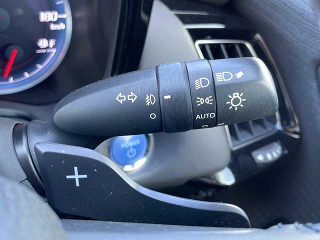 トヨタ クラウン ハイブリッド RS 道東・釧路十勝 2018(平30)年 4万km プレシャスシルバー BLITZ車高調/純正T-Connectナビ/　(AM/FM/CD/DVD/Miracast/BT)/プリクラッシュセーフティ/レーンキープアシスト/レーダークルーズコントロール/オートハイビーム/パーキングアシスト/前後コーナーセンサー/BSM/RCTA/2.0ETC/前席シートヒーター/ハンドルヒーター/パドルシフト/社外前ドライブレコーダー/電子パーキング/横滑り防止装置/LEDヘッドライト/オートライト/ブレーキホールド/革巻ステアリング