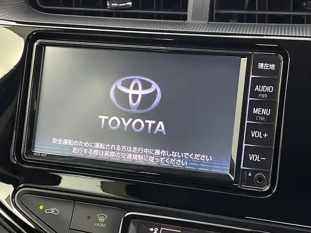 トヨタ アクア S スタイルブラック 新潟県 2018(平30)年 6.4万km ダークブルーマイカ 純正メモリナビ【NSCN-W68】/　ワンセグTV/Bluetooth/CD/衝突被害軽減ブレーキ/レーンキープアシスト/前後コーナーセンサー/前席シートヒーター/バックモニター/ビルトインETC/横滑り防止装置/オートマチックハイビーム/オートライト/ステアリングスイッチ/禁煙車