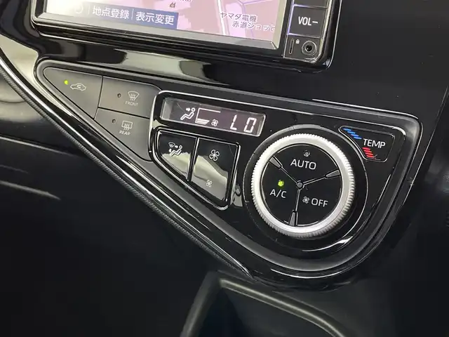 トヨタ アクア S スタイルブラック 新潟県 2018(平30)年 6.4万km ダークブルーマイカ 純正メモリナビ【NSCN-W68】/　ワンセグTV/Bluetooth/CD/衝突被害軽減ブレーキ/レーンキープアシスト/前後コーナーセンサー/前席シートヒーター/バックモニター/ビルトインETC/横滑り防止装置/オートマチックハイビーム/オートライト/ステアリングスイッチ/禁煙車