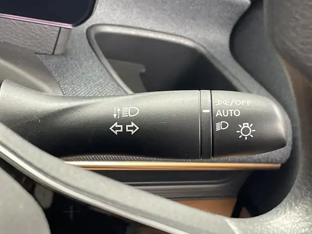 日産 サクラ G 群馬県 2024(令6)年 0.9万km チタニウムグレーM/シルキーホワイト 純正９型ナビ　全周囲カメラ　アダプティブクルーズコントロール　レーンキープアシスト　衝突被害軽減ブレーキ　オートマチックハイビーム　純正ドライブレコーダー　シートヒーター　ＥＴＣ２．０　ＬＥＤ　禁煙車