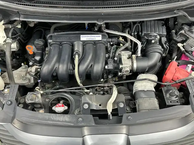 ホンダ フリード＋ G ホンダセンシング 三重県 2017(平29)年 8万km コバルトブルーパール /社外ナビ//Bluetooth/AM/FM/CD/DVD/iPod/フルセグ//ホンダセンシング//オートライト//レーダークルーズコントロール//両側パワースライドドア//レーンキープアシスト//衝突軽減ブレーキ//サンシェード//ステアリングスイッチ//プッシュスタート/スマートキー//スペアキー//サマータイヤ有