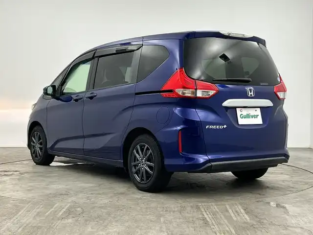 ホンダ フリード＋ G ホンダセンシング 三重県 2017(平29)年 8万km コバルトブルーパール /社外ナビ//Bluetooth/AM/FM/CD/DVD/iPod/フルセグ//ホンダセンシング//オートライト//レーダークルーズコントロール//両側パワースライドドア//レーンキープアシスト//衝突軽減ブレーキ//サンシェード//ステアリングスイッチ//プッシュスタート/スマートキー//スペアキー//サマータイヤ有