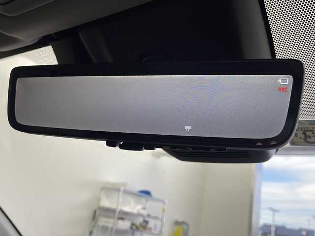 トヨタ ＲＡＶ４ G 岐阜県 2023(令5)年 0.9万km アティチュードブラックマイカ ＴＲＤエアロ（フロント・サイド・リア）/４ＷＤ　/１０．５インチディスプレイオーディオ/AM/FM/Bluetooth/フルセグTV/パノラミックビューモニター/シートベンチレーション　/ステアリングヒーター/パワーバックドア　/ビルトインＥＴＣ２．０　/デジタルインナーミラー　/前後ドラレコ　/セルスターレーダー探知機（AR-37LC）/TVキャンセラー/LEDヘッドランプ/フォグランプ/シートポジションメモリー/エアシート/純正フロアマット/純正１８AW/USB端子/トヨタセーフティーセンス/レーダークルーズコントロール/プリクラッシュセーフティ/レーントレーシングアシスト/オートマチックハイビーム/ロードサインアシスト/BSM/クリアランスソナー