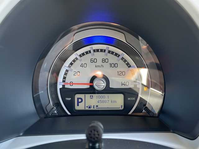 スズキ ハスラー X ターボ 岩手県 2018(平30)年 4.6万km ピュアホワイトP 純正ナビ　全周囲カメラ　Ｂｌｕｅｔｏｏｔｈ　ＣＤ／ＤＶＤ再生　ＵＳＢ接続　フルセグ　シートヒーター　ダウンヒルアシスト　純正１５ＡＷ　ＬＥＤオートライト　ドラレコ　ＥＴＣ　スマートキー　Ｆフォグランプ