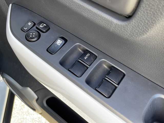 スズキ ハスラー X ターボ 岩手県 2018(平30)年 4.6万km ピュアホワイトP 純正ナビ　全周囲カメラ　Ｂｌｕｅｔｏｏｔｈ　ＣＤ／ＤＶＤ再生　ＵＳＢ接続　フルセグ　シートヒーター　ダウンヒルアシスト　純正１５ＡＷ　ＬＥＤオートライト　ドラレコ　ＥＴＣ　スマートキー　Ｆフォグランプ