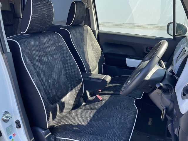 スズキ ハスラー X ターボ 岩手県 2018(平30)年 4.6万km ピュアホワイトP 純正ナビ　全周囲カメラ　Ｂｌｕｅｔｏｏｔｈ　ＣＤ／ＤＶＤ再生　ＵＳＢ接続　フルセグ　シートヒーター　ダウンヒルアシスト　純正１５ＡＷ　ＬＥＤオートライト　ドラレコ　ＥＴＣ　スマートキー　Ｆフォグランプ