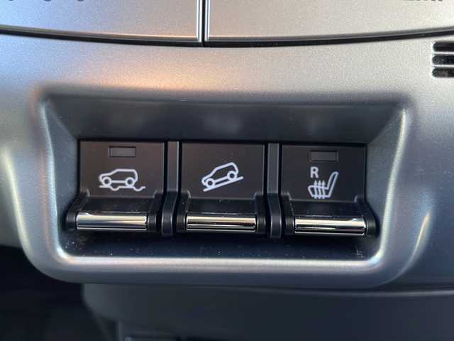 スズキ ハスラー X ターボ 岩手県 2018(平30)年 4.6万km ピュアホワイトP 純正ナビ　全周囲カメラ　Ｂｌｕｅｔｏｏｔｈ　ＣＤ／ＤＶＤ再生　ＵＳＢ接続　フルセグ　シートヒーター　ダウンヒルアシスト　純正１５ＡＷ　ＬＥＤオートライト　ドラレコ　ＥＴＣ　スマートキー　Ｆフォグランプ