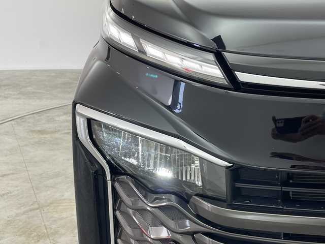 トヨタ ヴォクシー S－G 群馬県 2025(令7)年 0.6万km アティチュードブラックマイカ 純正１０．５型ナビ　寒冷地仕様　全周囲カメラ　快適利便パッケージ　トヨタチームメイト　ブラインドスポットモニター　アダプティブクルーズコントロール　前後ドライブレコーダー　ＥＴＣ２．０　ＬＥＤ　禁煙車