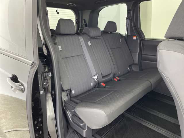 トヨタ ヴォクシー S－G 群馬県 2025(令7)年 0.6万km アティチュードブラックマイカ 純正１０．５型ナビ　寒冷地仕様　全周囲カメラ　快適利便パッケージ　トヨタチームメイト　ブラインドスポットモニター　アダプティブクルーズコントロール　前後ドライブレコーダー　ＥＴＣ２．０　ＬＥＤ　禁煙車