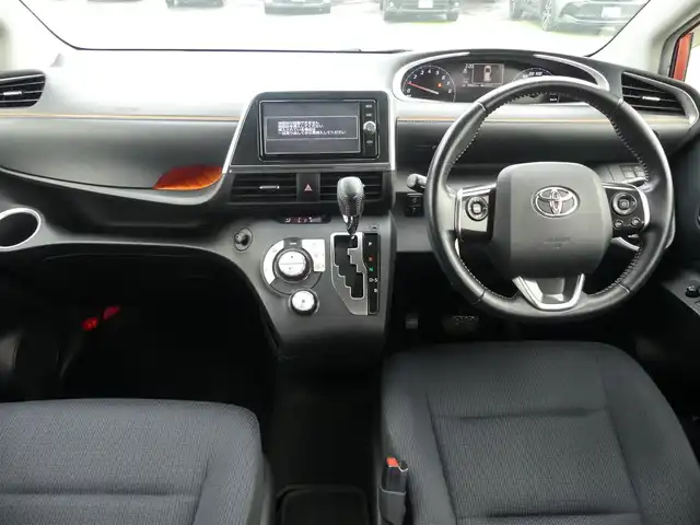 トヨタ シエンタ G 千葉県 2016(平28)年 6万km レッドマイカM Toyota Safety Sense/・プリクラッシュセーフティ/・レーンディパーチャーアラート/・オートハイビーム/両側パワースライドドア/純正SDナビ/地デジTV/【DVD/CD再生機能　Bluetooth接続】/バックカメラ/ドライブレコーダー/革巻きステアリング/ETC/LEDヘッドライト/フォグライト/ウインカーミラー/スマートキー