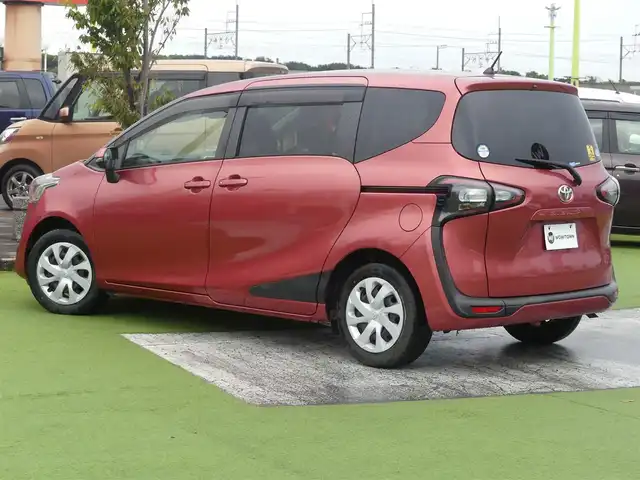 トヨタ シエンタ G 千葉県 2016(平28)年 6万km レッドマイカM Toyota Safety Sense/・プリクラッシュセーフティ/・レーンディパーチャーアラート/・オートハイビーム/両側パワースライドドア/純正SDナビ/地デジTV/【DVD/CD再生機能　Bluetooth接続】/バックカメラ/ドライブレコーダー/革巻きステアリング/ETC/LEDヘッドライト/フォグライト/ウインカーミラー/スマートキー