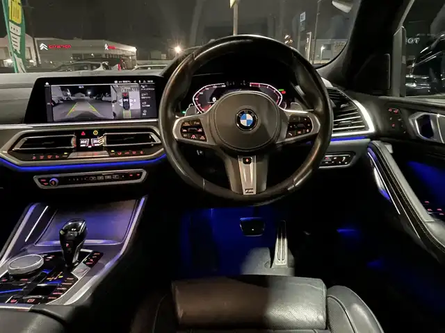ＢＭＷ Ｘ６ xDrive35d Mスポーツ 愛知県 2020(令2)年 3.2万km カーボンブラックM ACC/メーカーナビ/Apple　Car play/TV/BT/全方位M/置充電/シートヒーター/ベンチレーター/パワーシート/シートマッサージ/ステアリングヒーター/パドルシフト/前後ドラレコ/ETC/BMWライブコックピット/保証書/取扱説明書/記録簿