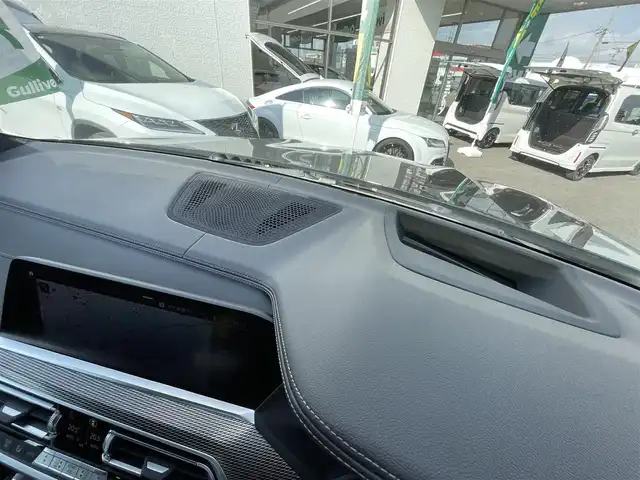 ＢＭＷ Ｘ６ xDrive35d Mスポーツ 愛知県 2020(令2)年 3.2万km カーボンブラックM ACC/メーカーナビ/Apple　Car play/TV/BT/全方位M/置充電/シートヒーター/ベンチレーター/パワーシート/シートマッサージ/ステアリングヒーター/パドルシフト/前後ドラレコ/ETC/BMWライブコックピット/保証書/取扱説明書/記録簿