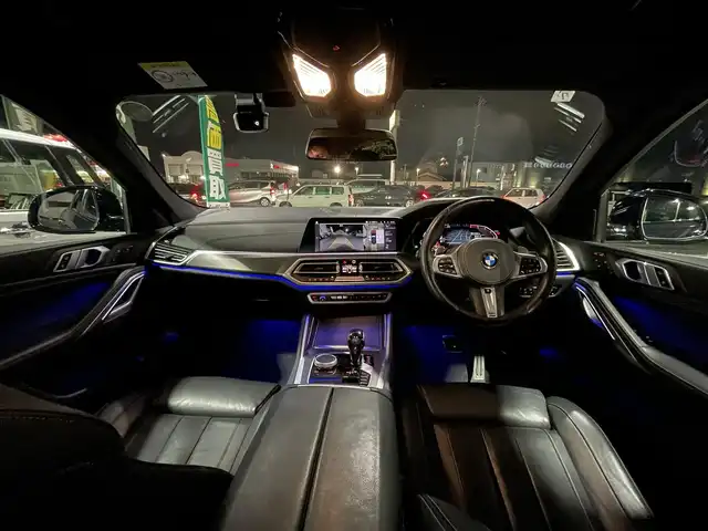 ＢＭＷ Ｘ６ xDrive35d Mスポーツ 愛知県 2020(令2)年 3.2万km カーボンブラックM ACC/メーカーナビ/Apple　Car play/TV/BT/全方位M/置充電/シートヒーター/ベンチレーター/パワーシート/シートマッサージ/ステアリングヒーター/パドルシフト/前後ドラレコ/ETC/BMWライブコックピット/保証書/取扱説明書/記録簿