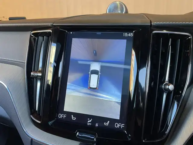 ボルボ ＸＣ６０ D4 AWD インスクリプション 愛知県 2020(令2)年 5.3万km オニキスブラックP パノラマサンルーフ/純正ナビ/フルセグTV/360度カメラ/Bowers＆Wilkinsサウンド/Bluetooth/茶革シート/シートヒーター/シートベンチレーション/ハンドルヒーター/ヘッドアップディスプレイ/ACC/LKA/BSM/純正19AW