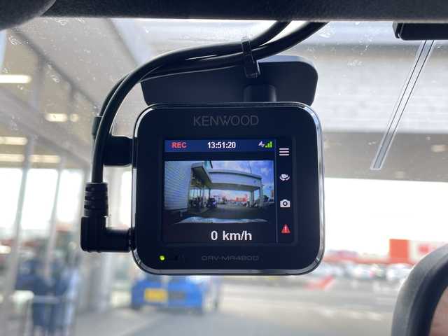 トヨタ コペン GRスポーツ 山口県 2022(令4)年 1.8万km パールホワイトⅢ ケンウッドSDナビ/　DTV/BT/DVD/iPod/HDMI/【MDV-S709W】/前席シートヒーター/バックカメラ/アイドリングストップ/ケンウッドドライブレコーダー前後/【DRV-MR480D】/社外リアウイング/社外16インチアルミ/純正ETC/プッシュスタート/スマートキー