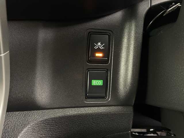 日産 セレナ ハイウェイスターVセレクションⅡ 埼玉県 2019(令1)年 4.6万km ブリリアントホワイトパール フリップダウンモニター/プロパイロット　/純正ナビ　/全方位カメラ/両側電動スライドドア　/衝突軽減ブレーキ　/駐車支援システム/レーンキープアシスト　/コーナーセンサー　/ビルトインＥＴＣ　/ドライブレコーダー　/純正フロアマット　/標識認識