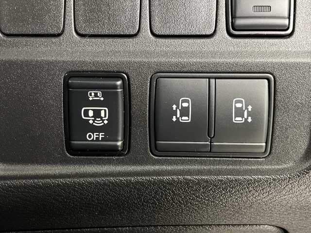 日産 セレナ ハイウェイスターVセレクションⅡ 埼玉県 2019(令1)年 4.6万km ブリリアントホワイトパール フリップダウンモニター/プロパイロット　/純正ナビ　/全方位カメラ/両側電動スライドドア　/衝突軽減ブレーキ　/駐車支援システム/レーンキープアシスト　/コーナーセンサー　/ビルトインＥＴＣ　/ドライブレコーダー　/純正フロアマット　/標識認識