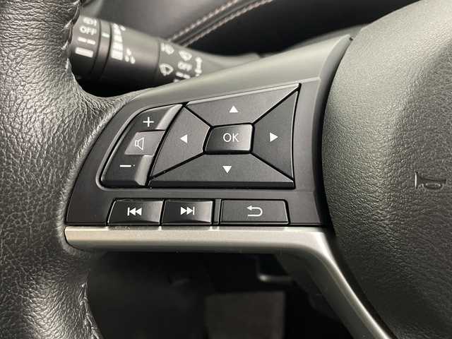 日産 セレナ ハイウェイスターVセレクションⅡ 埼玉県 2019(令1)年 4.6万km ブリリアントホワイトパール フリップダウンモニター/プロパイロット　/純正ナビ　/全方位カメラ/両側電動スライドドア　/衝突軽減ブレーキ　/駐車支援システム/レーンキープアシスト　/コーナーセンサー　/ビルトインＥＴＣ　/ドライブレコーダー　/純正フロアマット　/標識認識