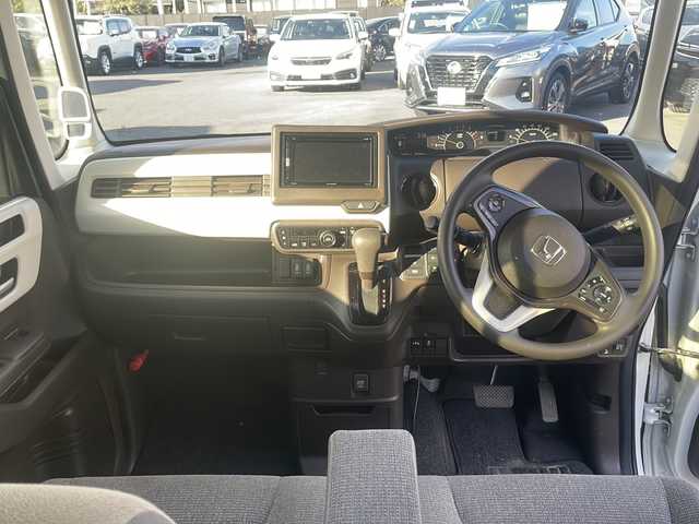 ホンダ Ｎ ＢＯＸ L 鹿児島県 2023(令5)年 2.1万km パール 社外オーディオ/Ｂｌｕｅｔｏｏｔｈ接続/ＣＤ再生可能/バックカメラ/両側パワースライドドア/コーナーセンサー/オートライト/スマートキー/スペアキー