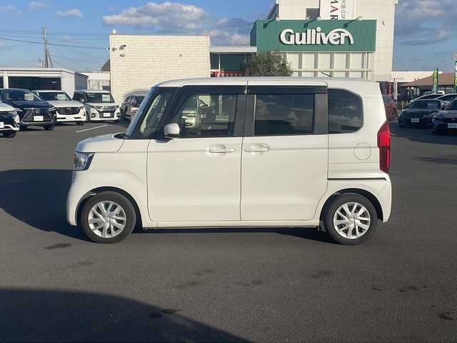 ホンダ Ｎ ＢＯＸ L 鹿児島県 2023(令5)年 2.1万km パール 社外オーディオ/Ｂｌｕｅｔｏｏｔｈ接続/ＣＤ再生可能/バックカメラ/両側パワースライドドア/コーナーセンサー/オートライト/スマートキー/スペアキー