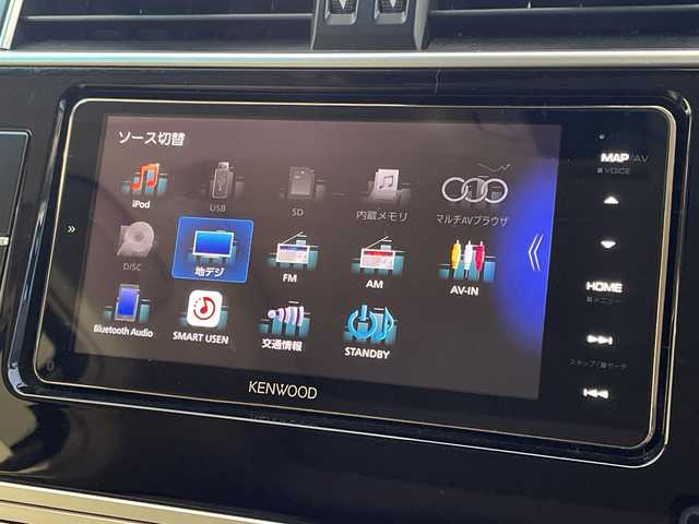 トヨタ ランドクルーザー プラド TX Lパッケージ 秋田県 2021(令3)年 4万km ホワイトパールクリスタルシャイン ・禁煙車両/・４WD/・純正ナビ/・フルセグTV（CD・DVD再生可）/・Bluetooth/・バックカメラ/・サンルーフ/・前席パワーシート/・前席シートヒーター/・レザーシート/・ETC/・追従式クルーズコントロール/・前後コーナーセンサー/・夏タイヤ積込み