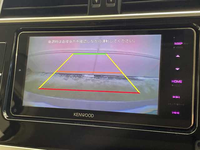 トヨタ ランドクルーザー プラド TX Lパッケージ 秋田県 2021(令3)年 4万km ホワイトパールクリスタルシャイン ・禁煙車両/・４WD/・純正ナビ/・フルセグTV（CD・DVD再生可）/・Bluetooth/・バックカメラ/・サンルーフ/・前席パワーシート/・前席シートヒーター/・レザーシート/・ETC/・追従式クルーズコントロール/・前後コーナーセンサー/・夏タイヤ積込み