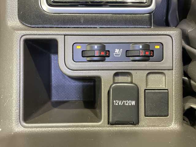 トヨタ ランドクルーザー プラド TX Lパッケージ 秋田県 2021(令3)年 4万km ホワイトパールクリスタルシャイン ・禁煙車両/・４WD/・純正ナビ/・フルセグTV（CD・DVD再生可）/・Bluetooth/・バックカメラ/・サンルーフ/・前席パワーシート/・前席シートヒーター/・レザーシート/・ETC/・追従式クルーズコントロール/・前後コーナーセンサー/・夏タイヤ積込み