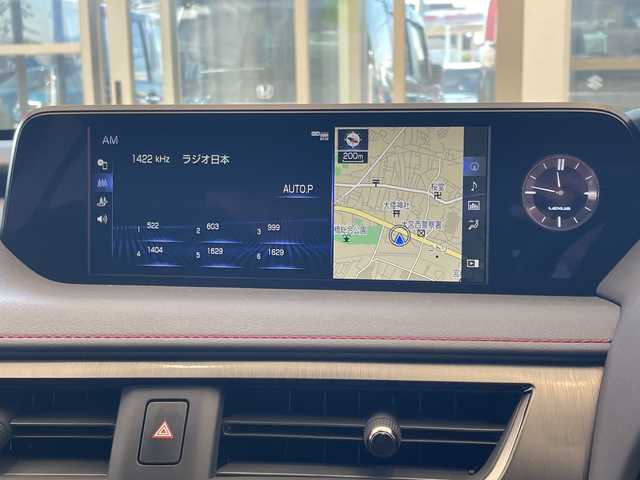 レクサス ＵＸ 250h Fスポーツ 埼玉県 2019(平31)年 2.5万km マーキュリーグレーマイカ 衝突軽減ブレーキ /純正ナビ/　CD/DVD/BT/フルセグ /バック/フロント/サイドカメラ /パワーバックドア /レーダークルーズコントロール /LED /革シート /メモリーシート /シートヒーター /ワイヤレス充電 /ステアリングヒーター/パドルシフト /純正ETC2.0 /禁煙