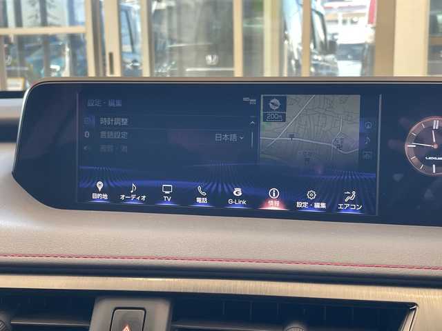 レクサス ＵＸ 250h Fスポーツ 埼玉県 2019(平31)年 2.5万km マーキュリーグレーマイカ 衝突軽減ブレーキ /純正ナビ/　CD/DVD/BT/フルセグ /バック/フロント/サイドカメラ /パワーバックドア /レーダークルーズコントロール /LED /革シート /メモリーシート /シートヒーター /ワイヤレス充電 /ステアリングヒーター/パドルシフト /純正ETC2.0 /禁煙