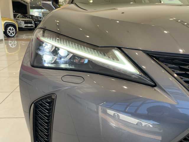 レクサス ＵＸ 250h Fスポーツ 埼玉県 2019(平31)年 2.5万km マーキュリーグレーマイカ 衝突軽減ブレーキ /純正ナビ/　CD/DVD/BT/フルセグ /バック/フロント/サイドカメラ /パワーバックドア /レーダークルーズコントロール /LED /革シート /メモリーシート /シートヒーター /ワイヤレス充電 /ステアリングヒーター/パドルシフト /純正ETC2.0 /禁煙