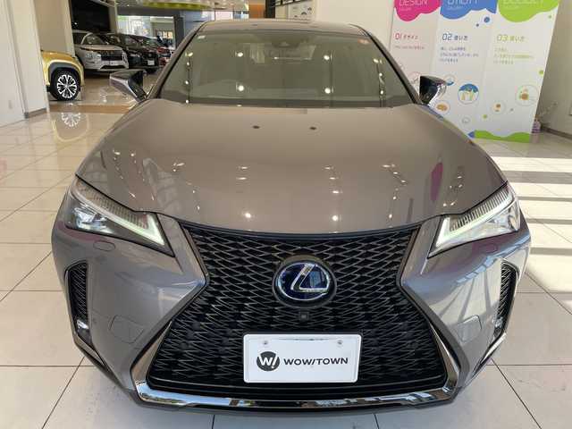 レクサス ＵＸ 250h Fスポーツ 埼玉県 2019(平31)年 2.5万km マーキュリーグレーマイカ 衝突軽減ブレーキ /純正ナビ/　CD/DVD/BT/フルセグ /バック/フロント/サイドカメラ /パワーバックドア /レーダークルーズコントロール /LED /革シート /メモリーシート /シートヒーター /ワイヤレス充電 /ステアリングヒーター/パドルシフト /純正ETC2.0 /禁煙