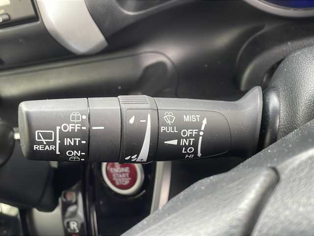 ホンダ Ｎ ＢＯＸ G Lパッケージ 新潟県 2015(平27)年 5.4万km プレミアムホワイトパールⅡ 4WD/メモリナビ:VXM-155VSi/（Bluetooth/FM/AM/ワンセグ）/バックカメラ/D/N席シートヒーター/両側パワースライドドア/純正14インチアルミホイール/プッシュスタート/ドアバイザー/社外ETC/HIDヘッドライト/オートライト/オートエアコン/衝突軽減ブレーキ