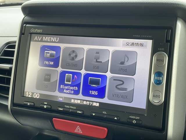 ホンダ Ｎ ＢＯＸ G Lパッケージ 新潟県 2015(平27)年 5.4万km プレミアムホワイトパールⅡ 4WD/メモリナビ:VXM-155VSi/（Bluetooth/FM/AM/ワンセグ）/バックカメラ/D/N席シートヒーター/両側パワースライドドア/純正14インチアルミホイール/プッシュスタート/ドアバイザー/社外ETC/HIDヘッドライト/オートライト/オートエアコン/衝突軽減ブレーキ