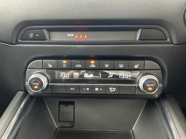 マツダ ＣＸ－５ XD Lパッケージ 愛知県 2019(令1)年 5.3万km スノーフレイクホワイトパールマイカ 純正7インチナビ/（CD/DVD/Bluetooth）/バックカメラ/i-ＡＣＴＩＶSENSE/・衝突軽減ブレーキ/・レーンキープアシスト/・追従式クルーズコントロール/・クリアランスソナー/・ブラインドスポットモニター/ヘッドアップディスプレイ　/純正LEDヘッドライト/純正アルミホイール/電動リアゲート　/前方ドライブレコーダー　/ＥＴＣ　　/ステアリングヒーター/ステアリングリモコン　/パワーバックドア　/スマートキー　/プッシュスタート