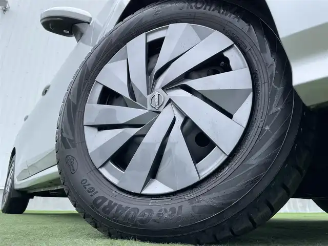 日産 ノート S 香川県 2021(令3)年 4.6万km ブリリアントシルバー 純正ディスプレイオーディオ/Bluetooth Audio/USB接続/アラウンドビューモニター/デジタルインナーミラー/スマートキーx2/プッシュスタート/衝突被害軽減ブレーキ/ブラインドスポットモニター/コーナーセンサー/ETC/LEDライト/オートライト