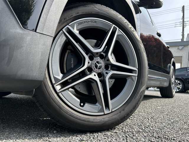 メルセデス・ベンツ ＧＬＢ２００ｄ AMGライン 東京都 2020(令2)年 2.7万km コスモスブラック ワンオーナー/ナビゲーションパッケージ/・10.25インチディスプレイ/・Bluetoothオーディオ/USBオーディオ/フルセグTV/レザーエクスクルーシブパッケージ/・チタニウムグレー革シート/アドバンスドパッケージ/・ヘッドアップディスプレイ/・アドバンスドサウンドシステム/パノラミックスライディングルーフ/レーダーセーフティパッケージ/パワーシート/シートヒーター（1列目）/純正19インチアルミホイール/・5本ツインスポーク/アンビエントライト/取扱説明書/説明書/スペアキー1本