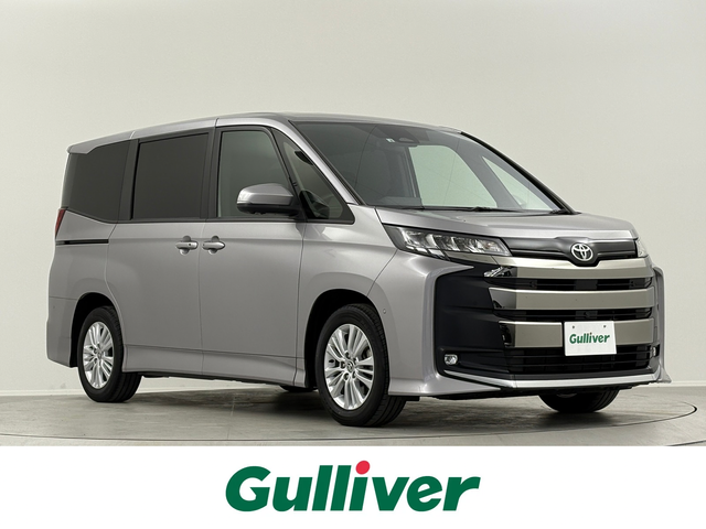 トヨタ ノア S－G 埼玉県 2022(令4)年 3.6万km メタルストリームM 10インチディスプレイオーディオナビ　パワースライドドア　ユニバーサルステップ　DVD/CDデッキ　シートヒーター　パノラマミックビューカメラ　レーダークルーズコントロール　トヨタセーフティセンス　ＬＥＤヘッドライト　