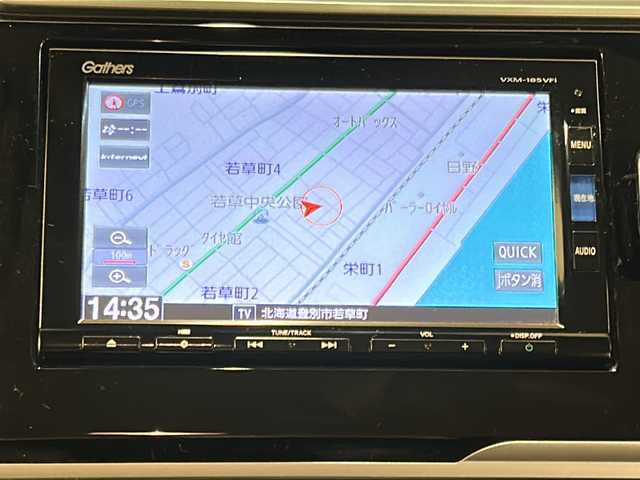 ホンダ フィット ハイブリット L ホンダセンシング 道央・札幌 2018(平30)年 5.2万km ブリリアントスポーティブルーメタリック2トーン /4WD//純正ナビ：VXM-185VFi/(CD/DVD/BT/ラジオ/ワンセグ)//寒冷地仕様//横滑り防止装置//アイドリングストップ//クルーズコントロール//オートライト//バックカメラ//衝突軽減ブレーキ//スマートキー//スペアキー１本//ETC//ステアリングスイッチ//ドアバイザー//電動格納ミラー//ドライブレコーダー//レーンキープアシスト