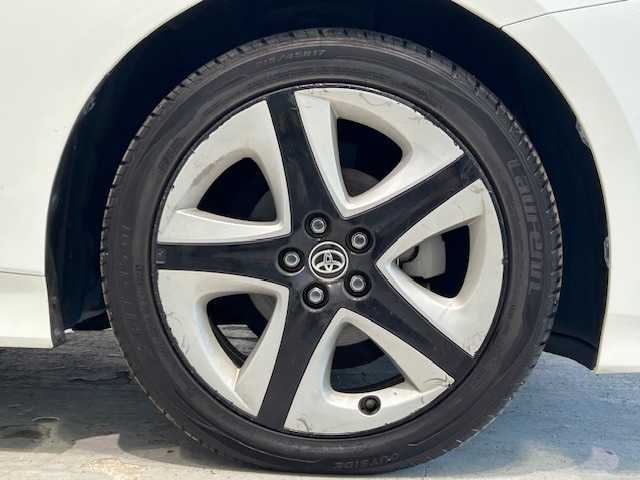 トヨタ プリウス S ツーリングセレクション 宮城県 2016(平28)年 11.7万km ホワイトパールクリスタルシャイン トヨタセーフティセンス/・プリクラッシュセーフティ/・レーンデバーチャーアラート/・ブラインドスポットモニター/・リアクロストラフィックアラート/純正SDナビ/バックカメラ/LEDヘッドライト/ビルドインETC/プッシュスタート/フルセグTV/レザーシート/ヒートシーター/純正フロアマット/純正アルミホイール