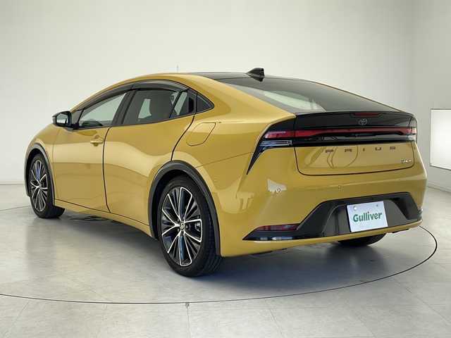 トヨタ プリウス Z 千葉県 2023(令5)年 1.3万km 黄 禁煙車/トヨタセーフティセンス/プリクラッシュブレーキ/レーンアシスト/オートハイビーム/ブラインドスポットモニター/レーダークルーズコントロール/サンルーフ/全方位カメラ/ワイヤレス充電/純正ディスプレイナビ/BT/USB/carplay/フルセグTV/ETC2.0 /デジタルインナーミラー/レザーシート/パワーシート・シートメモリー/シートヒーター・エアシート/ハンドルヒーター/スマートキー/プッシュスタート/ウインカーミラー/ドアバイザー/純正19インチアルミ