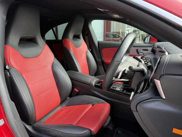 メルセデス・ベンツ ＣＬＡ２００ｄ AMGライン 和歌山県 2019(令1)年 2万km ジュピターレッド ワンオーナー /レザーEXP /アドバンスドパッケージ /赤黒レザー /パノラマSR /純正ナビ /フルセグ /全方位カメラ /HUD /ACC /レーダーSF /コーナーセンサー /マルチビームLED /シートヒーター /キーレスゴー /スペアキー /ETC
