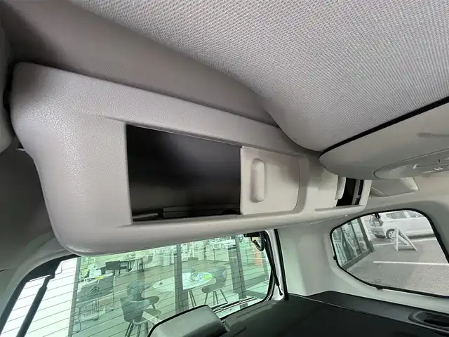 シトロエン シトロエン ベルランゴ シャイン 栃木県 2020(令2)年 3.9万km ブランバンキーズ 衝突軽減ブレーキ/パノラマガラスルーフ/AppleCarPlay/純正ナビ/フルセグTV/サイド・バックカメラ/ETC/ブラインドスポット/レーンキープアシスト/ACC/アクティブブレーキアシスト/パーキングセンサー/オートライト/スマートキー/ドライブレコーダー