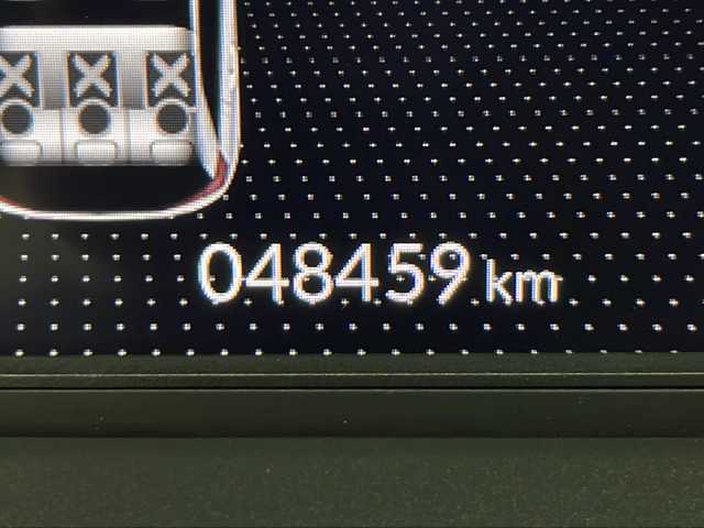 ホンダ フィット e:HEVリュクス 秋田県 2020(令2)年 4.9万km プレミアムグラマラスブロンズP 4WD/純正ナビ/(FM/AM/フルセグTV/Bluetooth/CD/DCD)/バックカメラ/ハーフレザーシート/ホンダセンシング/衝突軽減装置/レーンキープアシスト/コーナーセンサー/クルーズコントロール/横滑り防止装置/アイドリングストップ/オートブレーキホールド/ワイパーデアイサー/ビルトインETC/ドライブレコーダー/ステアリングリモコン/前席シートヒーター/ドアミラーヒーター/ステアリングヒーター/LEDヘッドライト/フォグランプ/オートライト/置くだけ充電/純正アルミホイール/純正フロアマット/プッシュスタート/スマートキー