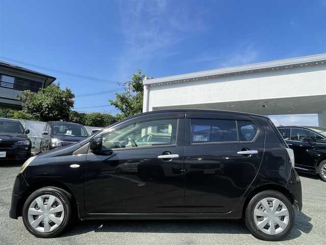 ダイハツ ミラ イース L 熊本県 2012(平24)年 11.7万km ブラックマイカメタリック 純正オーディオ/【ＡＭ／ＦＭ／ＣＤ／ＡＵＸ／ＵＳＢ】/ハロゲンヘッドライト/ヘッドライトレベライザー/純正フロアマット/純正ドアバイザー/純正ホイールキャップ