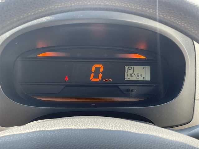ダイハツ ミラ イース L 熊本県 2012(平24)年 11.7万km ブラックマイカメタリック 純正オーディオ/【ＡＭ／ＦＭ／ＣＤ／ＡＵＸ／ＵＳＢ】/ハロゲンヘッドライト/ヘッドライトレベライザー/純正フロアマット/純正ドアバイザー/純正ホイールキャップ