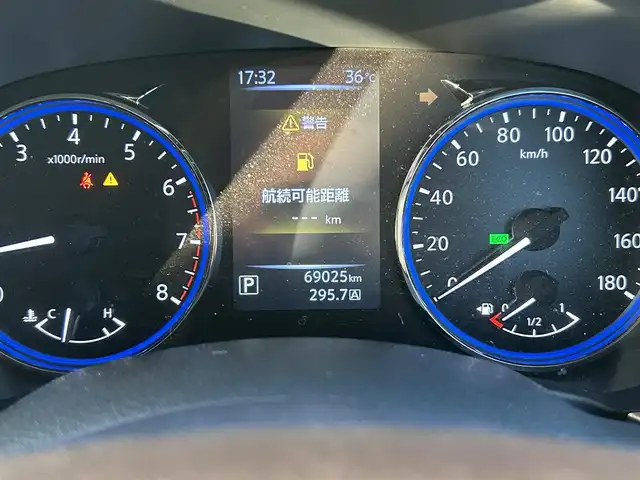 日産 エルグランド 250ハイウェイスターS 和歌山県 2016(平28)年 6.9万km ファントムブラック ALIPINE11インチフローティングナビ/フルセグTV/Bluetooth/CD/DVD/バックカメラ/ETC/デジタルインナーミラー/ドライブレコーダー/ALPINEフリップダウンモニター/ALIPINEツィーター/レーダー探知機/タイヤ空気圧センサー/TEIN（EDFC付）車高調/本革木目ステアリング/クルーズコントロール/ステアリングスイッチ/両側パワースライドドア/HIDヘッドライト/フォグランプ/オートライト/社外20インチAW/Rドアサンシェード/ドアバイザー/プッシュスタート/スマートキー